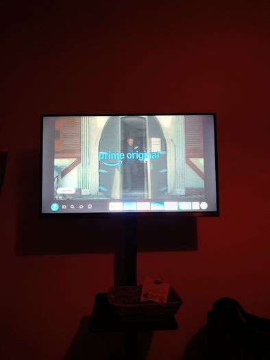 32 inches Xiaomi fire tv with sturdy metal movable stand