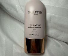 sculpted by aimee hydra tint foundation