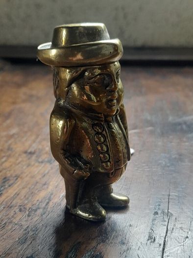 Victorian Brass Vesta Case