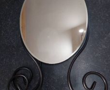 Table top mirror
