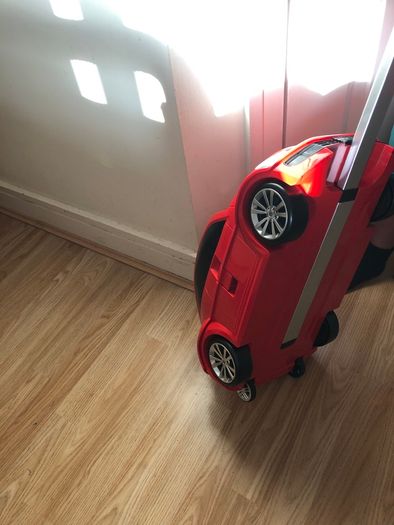 Car trolley suitcases for kids
