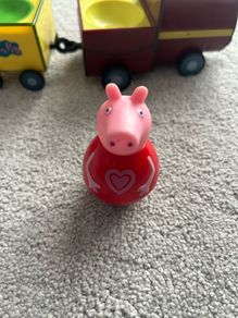 Weebles Peppa Pig Pull Along Train