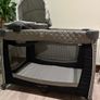 travel cot Image 3