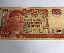 Old 1968 Indonesia Banknote 100 Rupiah