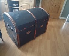 travel trunk