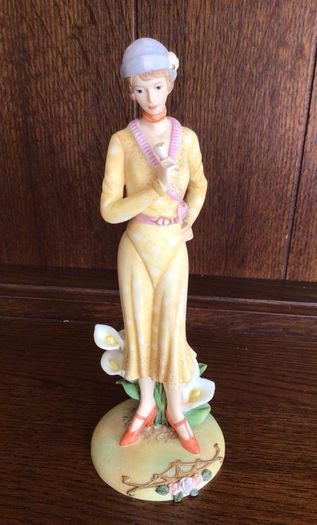 Leonardo Springtime Lady figurine 1998