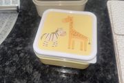 lunch  boxes