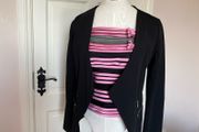 womans black blazer