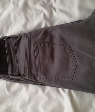 H&M grey jeansH&M Boyfriend Style Grey Jeans Size size UK 8