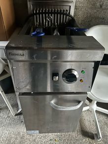 Twin tank commercial fryer electric 2  10L