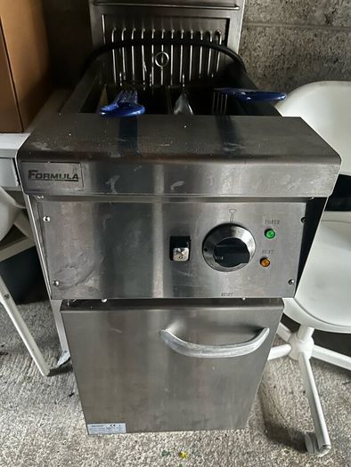 Twin tank commercial fryer electric 2  10L