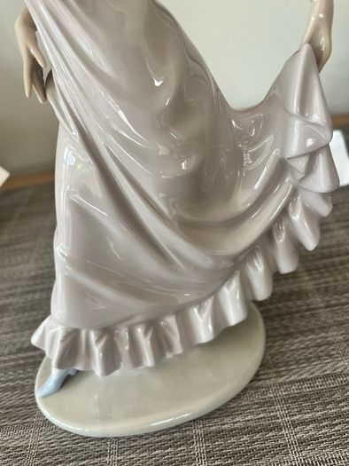 Lladro Figurine