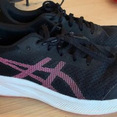 Asics size 6