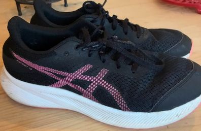 Asics size 6
