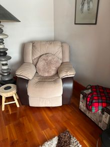 3 piece suite of furniture