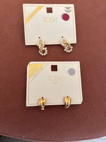 Earings