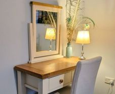 dressing table Michael Murphy furniture