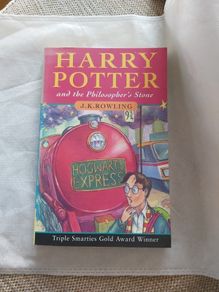 Harry Potter and the Philosopher Stone book (u.p.s.) (1)