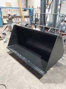 7.6ft Telehandler Loading Bucket / 6.6ft
