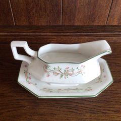 Johnson Bros Eternal Beau Gravy Jug And Saucer