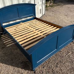 King size bed
