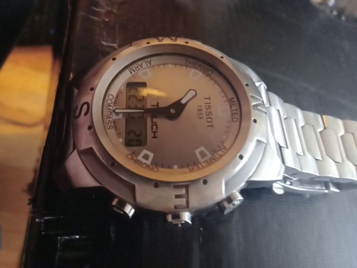 tissot t-touch titanium quartz watch