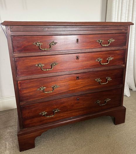 Mahogany 4-Drawer Chest of Drawers  Brass Handles