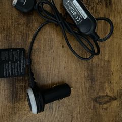 Monster iCarPlay Wireless Plus - FM Transmitter & Car Charger (Classic Apple 30-Pin)