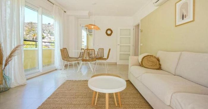 Holiday apartment with pool in Javea, Spain