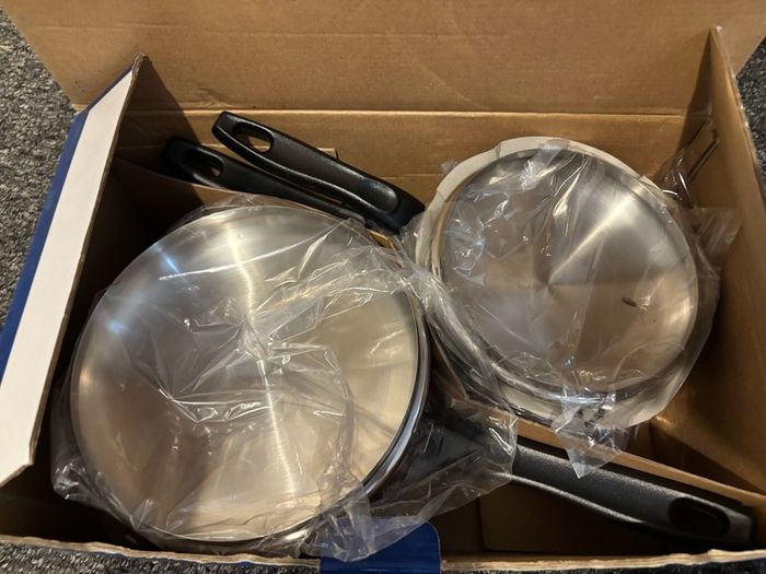 Brand New / Unused Gourmet Supreme 3-Piece Stainless Steel Saucepan Set (Open Box)