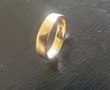 18ct Gold  - 18ct pure Gold Ring