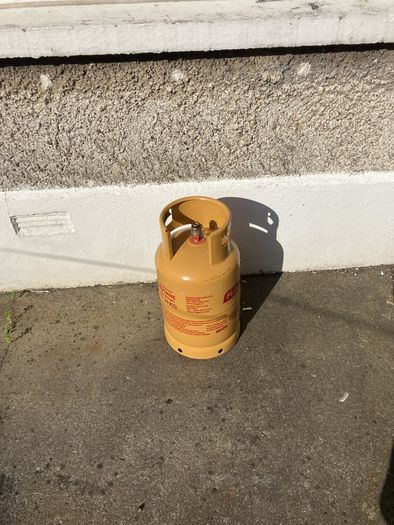 gas cylinder empty