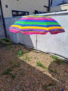 beach sun blocker