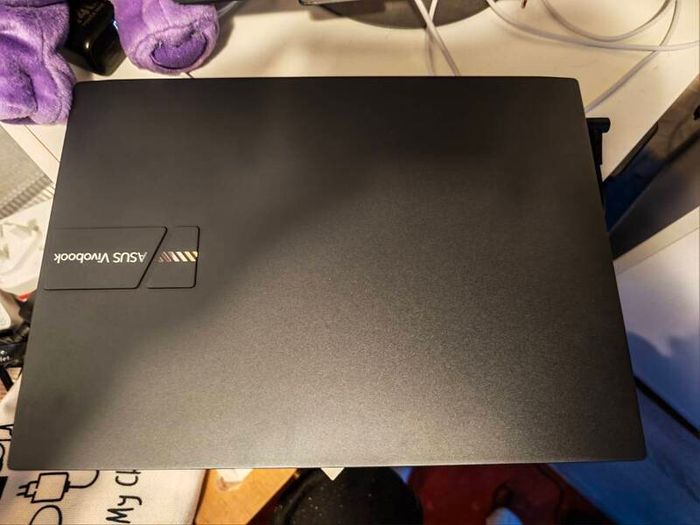 Asus 14" OLED Intel Core i5, Laptop