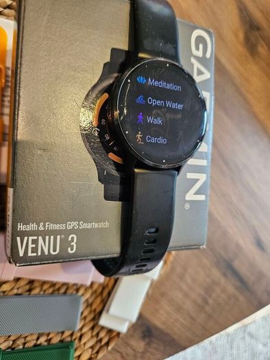 Price drop  Garmin Venu 3 with AMOLED and Touchscreen