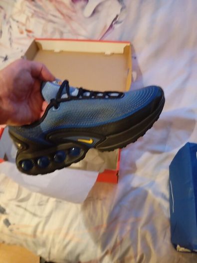 mens trainers
