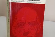 The World of Sean O'Casey Edited by Sean McCann. Drawings by John Cullen Murphy (RB396)