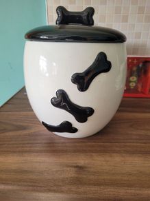 Kitchen Cups, Storage Jar & Bowls