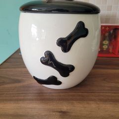 Kitchen Cups, Storage Jar & Bowls