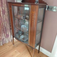 Antique Cabinet - Free to take away