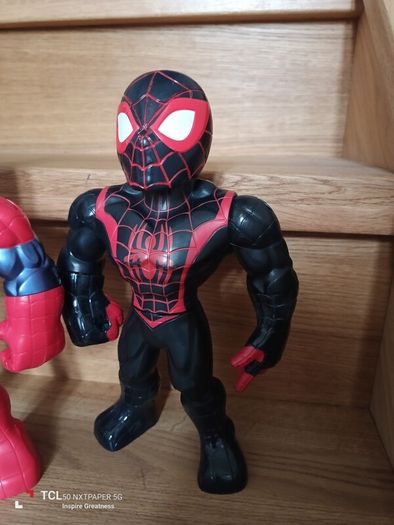 3x boy's toys/Spider-Man's figure