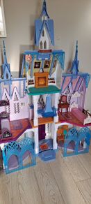 Frozen Elsa castle
