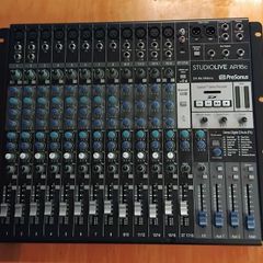 PreSonus StudioLive AR16c hybrid analog/digital mi