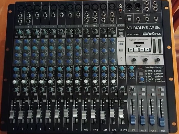 PreSonus StudioLive AR16c hybrid analog/digital mi