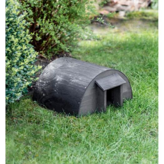 Hedgehog House Black  GT19