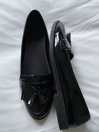 Black shoes