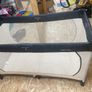 Hauck cot / play pen Image 3