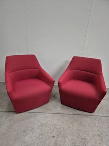 Stylish Profim Lounge Chairs