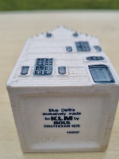KLM ceramic collector's house no. 82