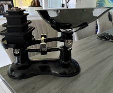Vintage Victor England Black Cast Iron Scales With Chrome Scoops & Metric Weights